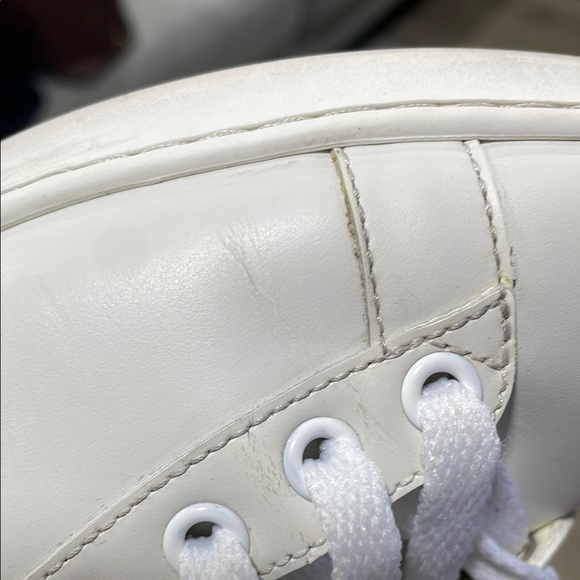 Gucci New Ace Perforated Logo Sneakers - Picture 12 of 16